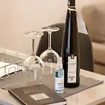 Apartment Deluxe *
