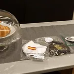 Deluxe Apartment *