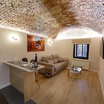 Apartment Deluxe Caces