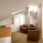 Deluxe Apartment *